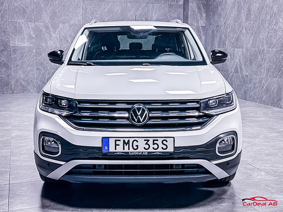 Volkswagen T-Cross 8 of 24
