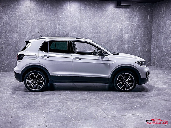 Volkswagen T-Cross 8 of 24