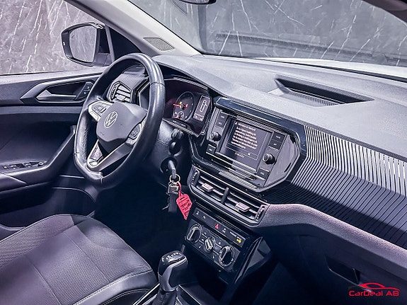 Volkswagen T-Cross 12 of 24