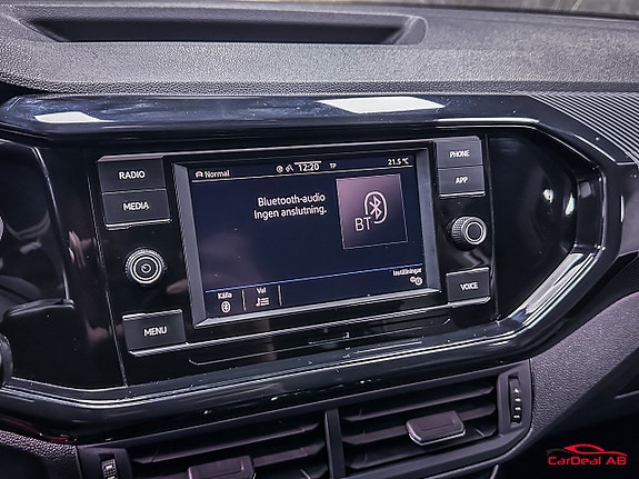 Volkswagen T-Cross 22 of 24