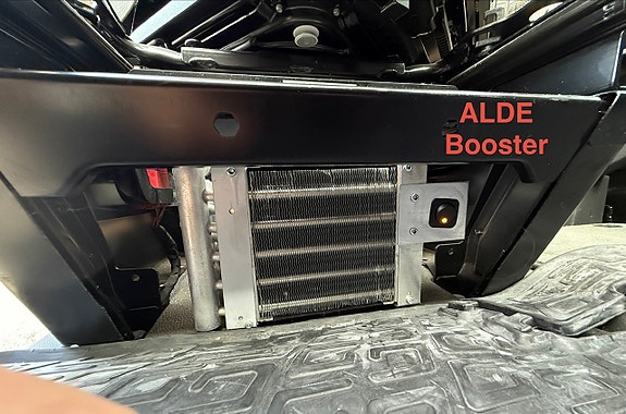 Knaus Van Ti Plus 4x4 Alde 25 of 28