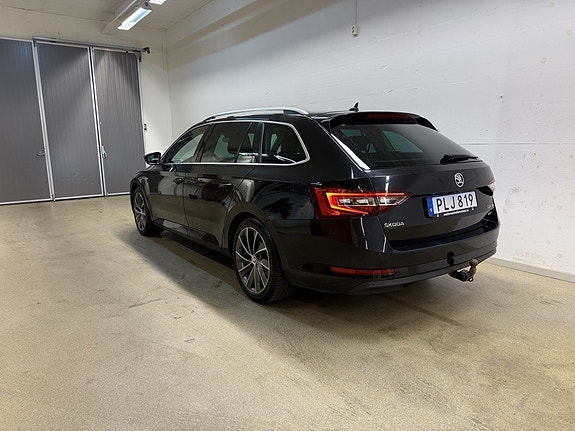Skoda Superb 3 of 26