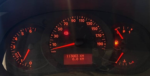 Nissan NV250 6 of 12