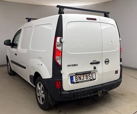 Nissan NV250 5 of 12