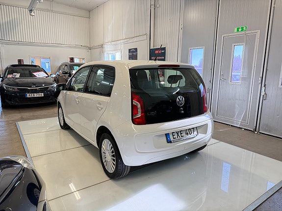Volkswagen UP! 5 of 13