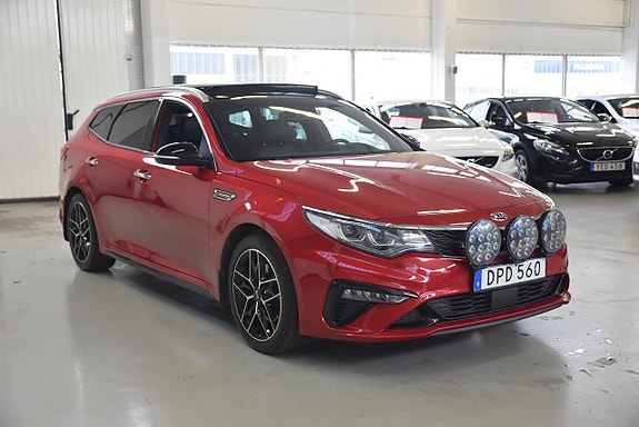 Kia Optima 2 of 23