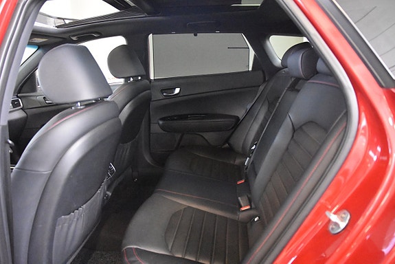 Kia Optima 9 of 23