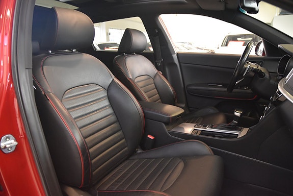 Kia Optima 10 of 23