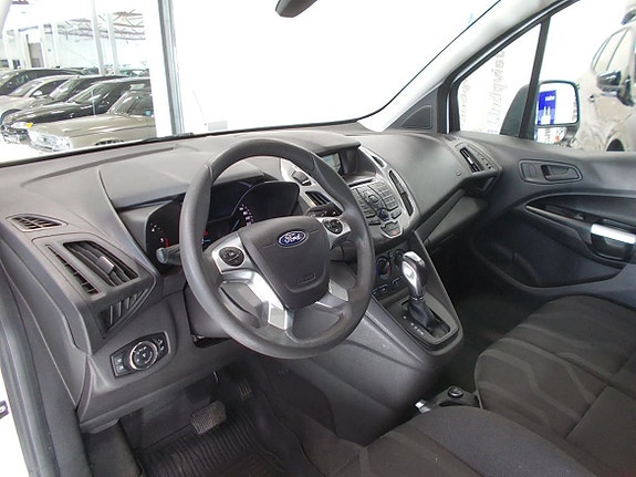 Ford Transit Connect 5 of 23