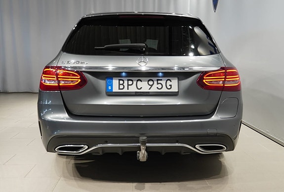 Mercedes-Benz C300 6 of 23