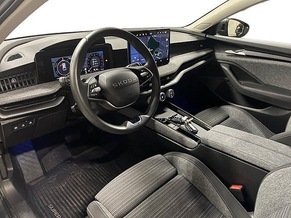 Skoda Superb 8 of 24