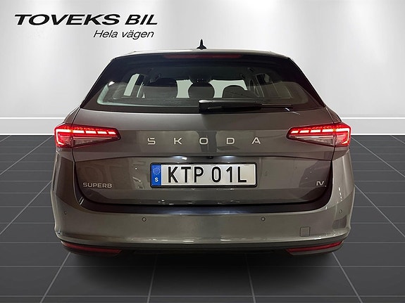 Skoda Superb 5 of 24