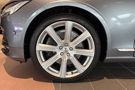 Volvo V90 26 of 26