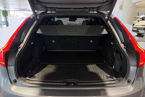 Volvo V90 24 of 26