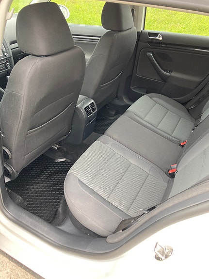 Volkswagen Golf VI 11 of 13