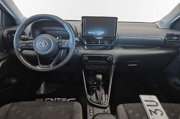 Toyota Yaris 8 of 10