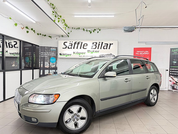 Volvo V50 2 of 30