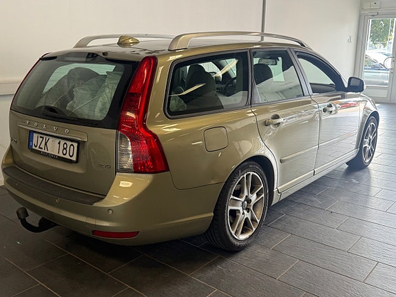 Volvo V50 7 of 7