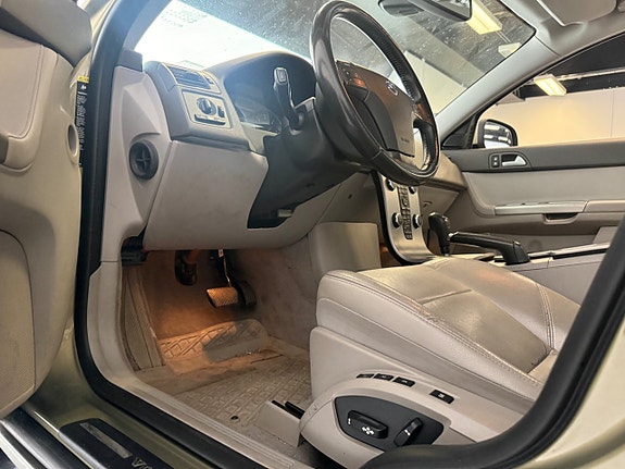 Volvo V50 5 of 7