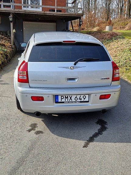 Chrysler 300C 8 of 8