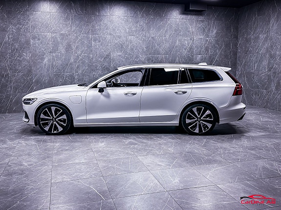 Volvo V60 4 of 29