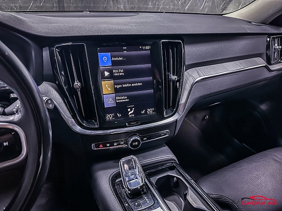 Volvo V60 25 of 29