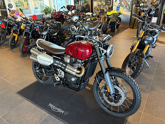 Triumph Triumph Scrambler 1200X - Carnival Red 2 of 3