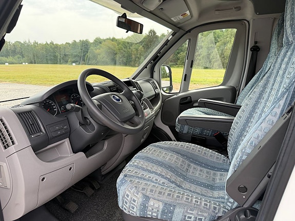 LMC CARAVAN Campervan Fiat 2.3 131hk 10 of 18