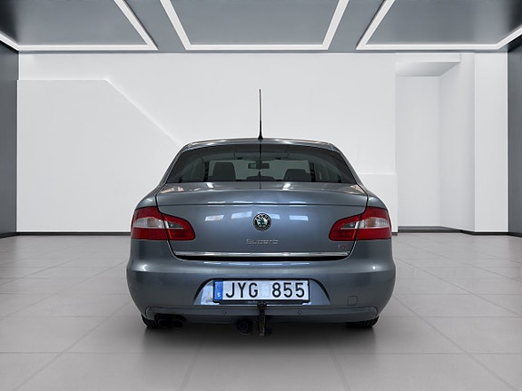 Skoda Superb 7 of 18