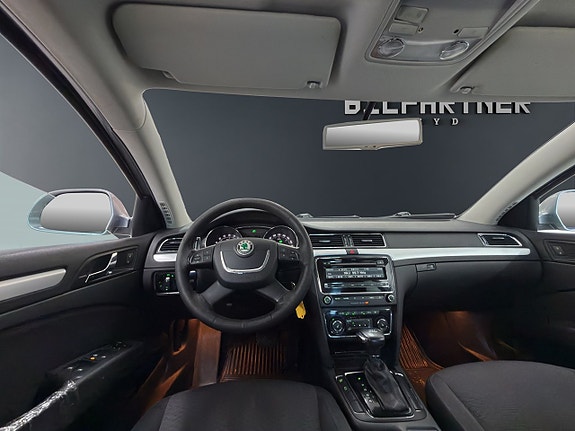 Skoda Superb 12 of 18