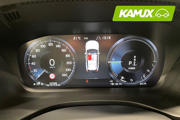 Volvo XC60 13 of 24