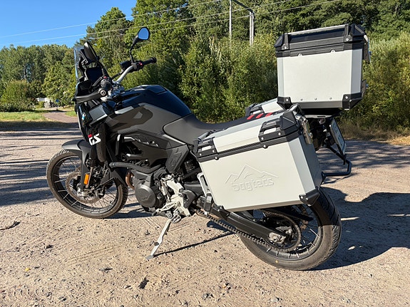 BMW F 900 GS 3 of 6