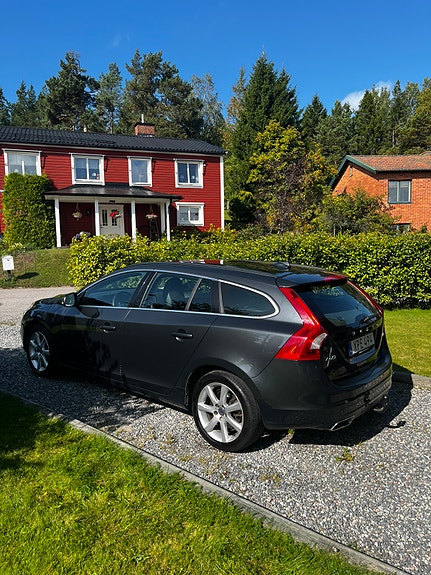 Volvo V60 3 of 11