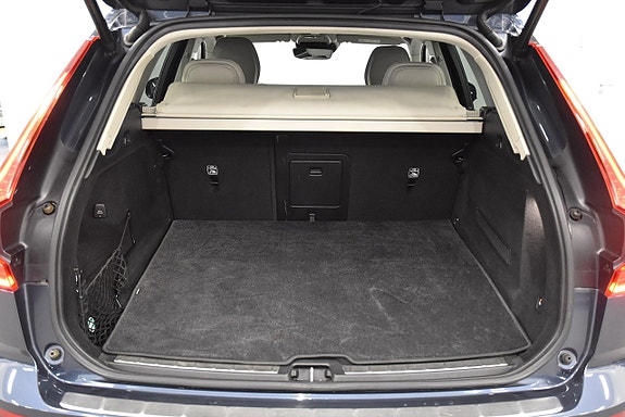 Volvo XC60 27 of 27