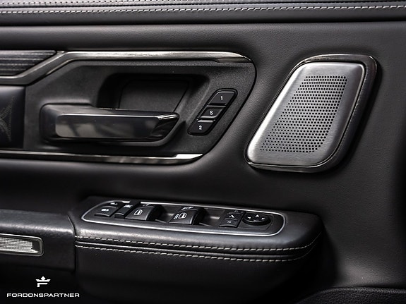 Dodge RAM 1500 26 of 30