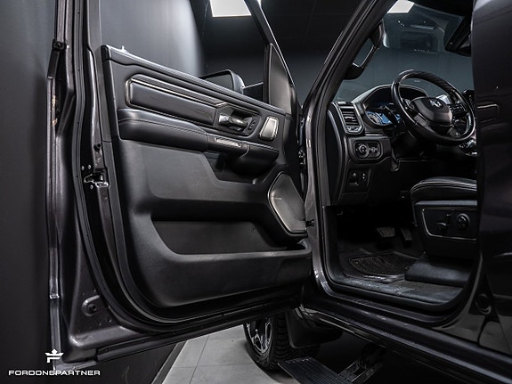 Dodge RAM 1500 17 of 30