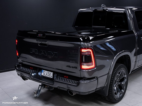 Dodge RAM 1500 12 of 30