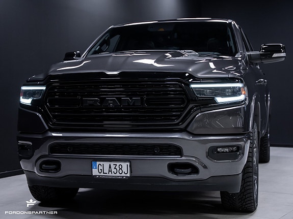Dodge RAM 1500 2 of 30