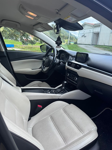 Mazda 6 4 of 6