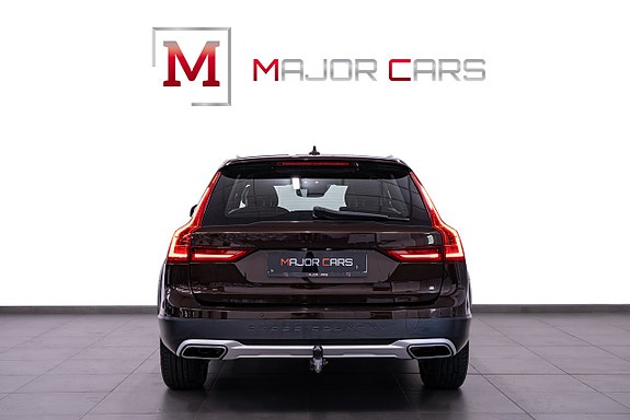 Volvo V90 Cross Country 5 of 22