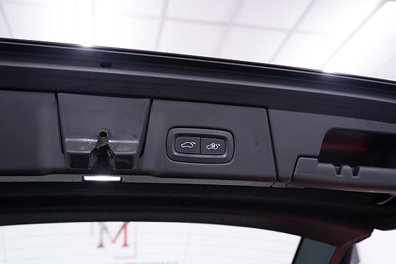 Volvo V90 Cross Country 7 of 22