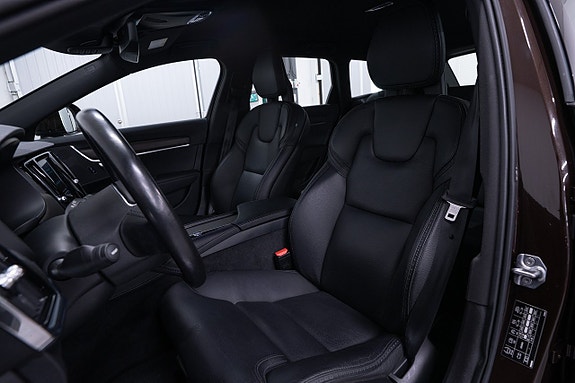 Volvo V90 Cross Country 11 of 22