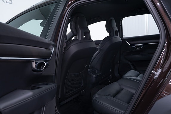 Volvo V90 Cross Country 12 of 22