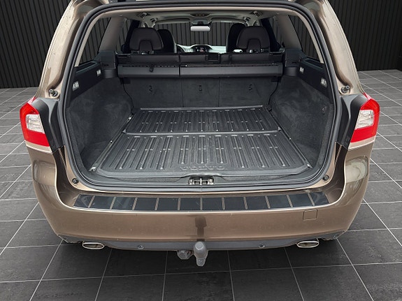 Volvo V70 9 of 20