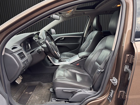 Volvo V70 10 of 20
