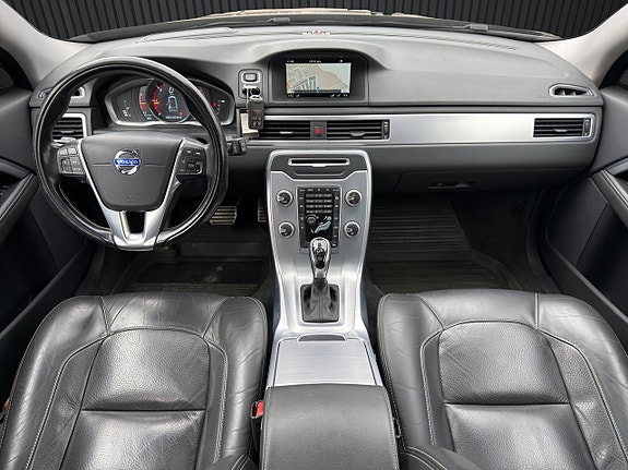 Volvo V70 11 of 20