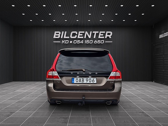 Volvo V70 8 of 20