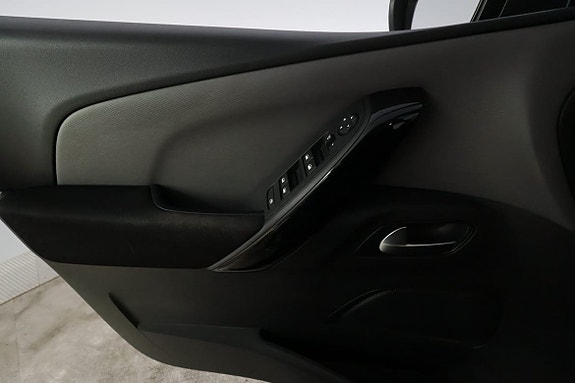 Citroen Grand C4 Picasso 26 of 28