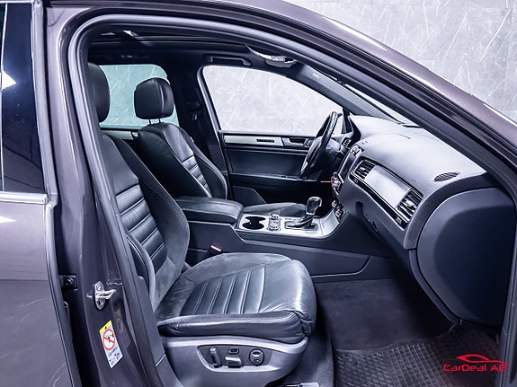 Volkswagen Touareg 15 of 30