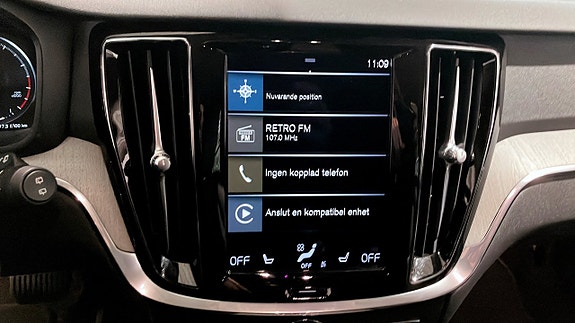 Volvo V60 Cross Country 9 of 17